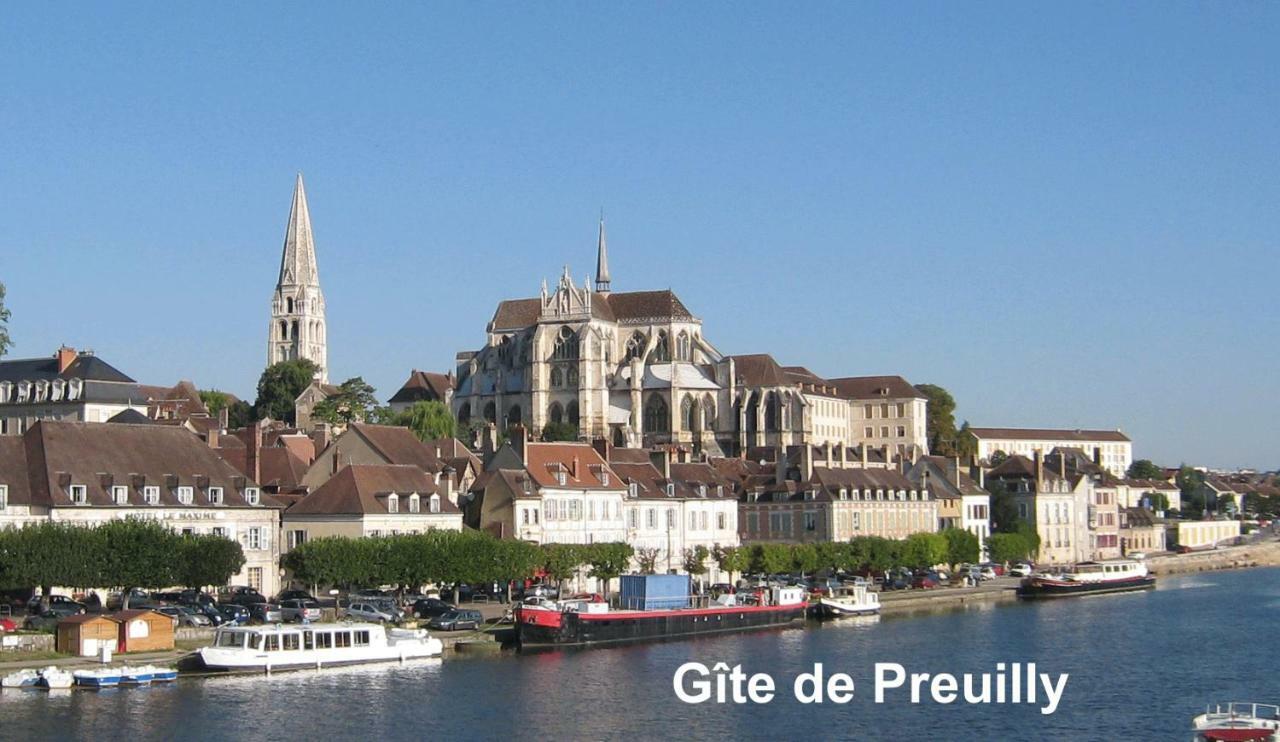 Gite De Preuilly Auxerre Ngoại thất bức ảnh